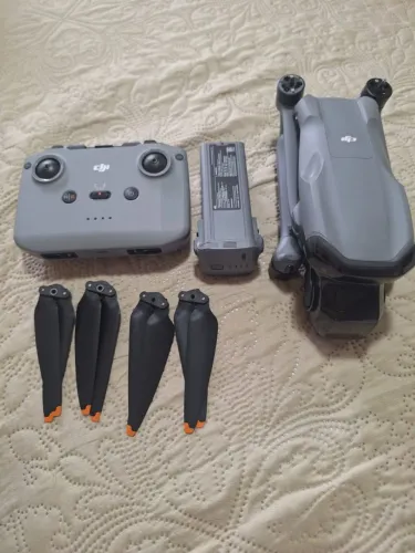 DJI AIR3S SEMI NOVO