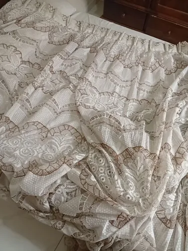 Relíquia autentica dos anos 80! Cortina retrô em renda 4,00x2,5 m