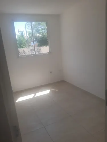 Imóvel com: 2 quartos, 45m² de área útil, 1 banheiro, cozinha integrada e acabamento mode