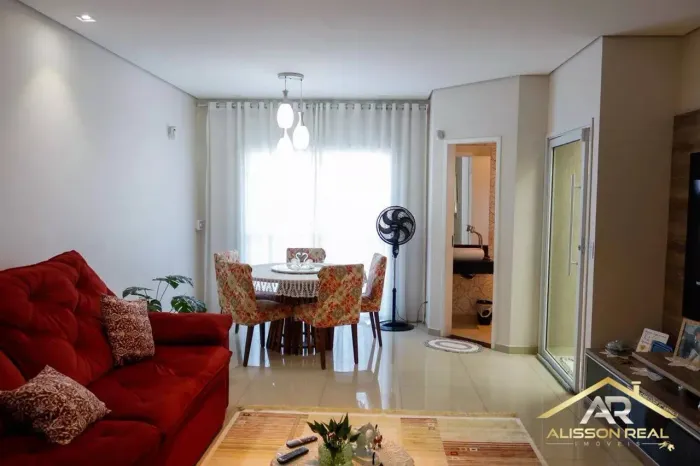 Casa Mobiliada com 238m², 4 dorms (2 Suítes) e 5 Vagas, Bela Vista/Osasco