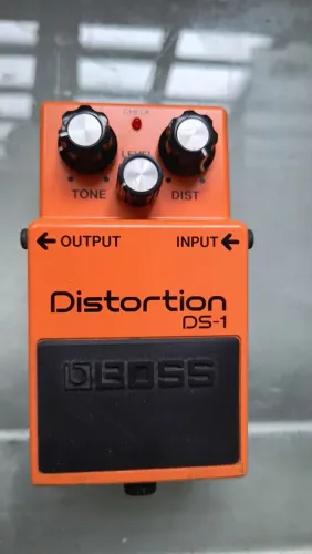 Pedal Boss distortion Ds1