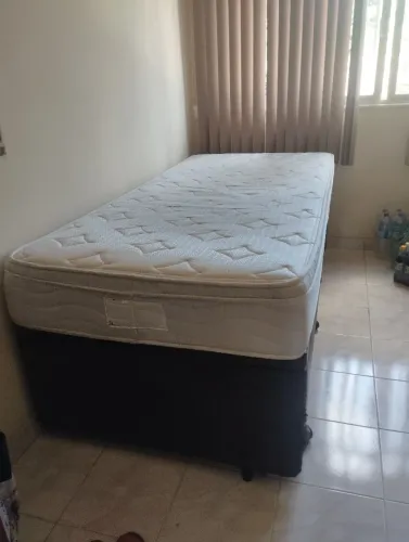 Cama de solteiro box