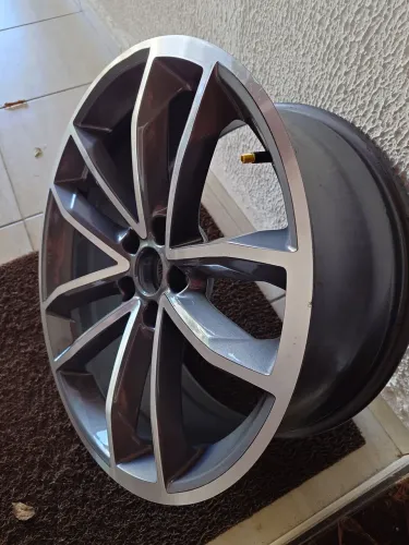 Roda Audi a5 sline