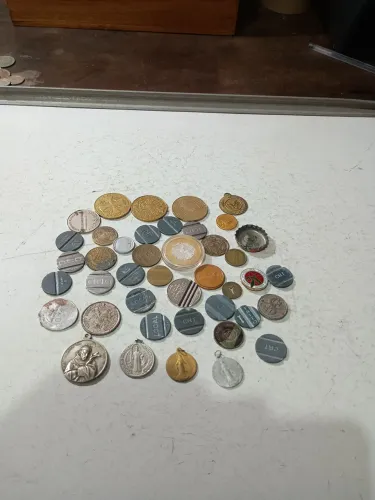 Souvenir,fichas, medalhas antigas