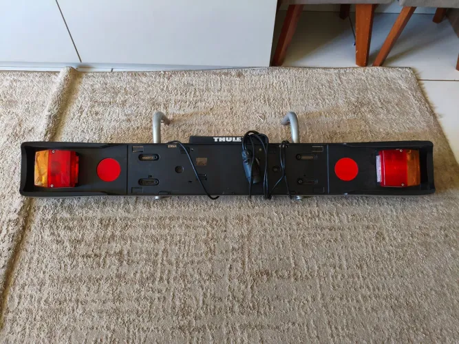Placa De Luzes Para Suporte De Bike Thule 976 + Adapter 9761