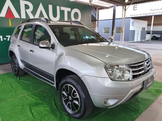 Renault Duster Dynamique 1.6 Hi-flex 16V Mec. 2013