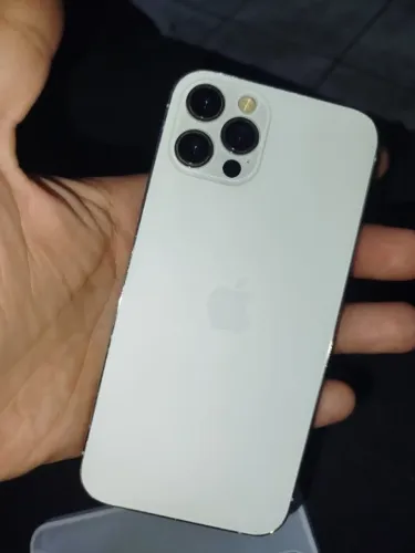 iPhone 12 pro semi-novo