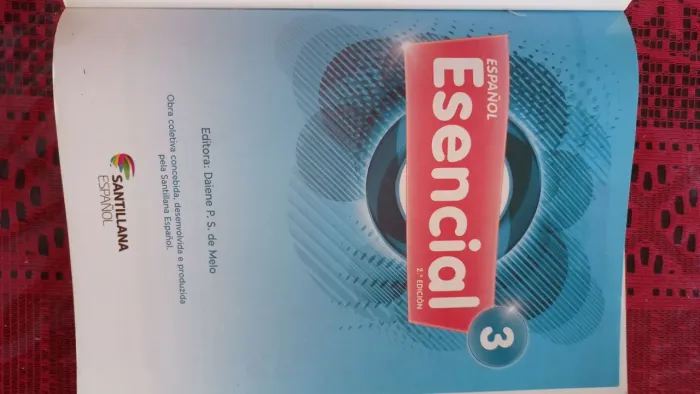 Livro de espanhol esencial 3