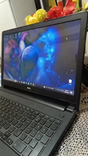 Notebook Dell Inspiron 15.6" Intel Core i3 / 1 Terabyte (1000GB) HD