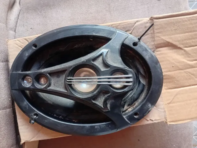 Alto-falante Bomber New Edge 6x9" - 150W RMS