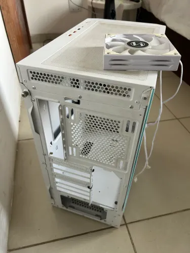 Gabinete Cougar Duoface + 3 Fans | 2 Cougar + 1 Lian Li