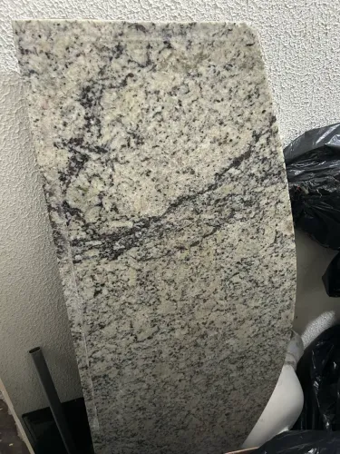 Bancada de granito 1,55m- Ótimo estado