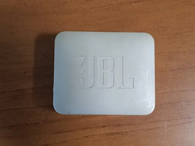 Caixa de som JBL GO 2 branca