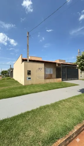 Casa à venda no bairro Conjunto Residencial Monte Carlo - Dourados/MS