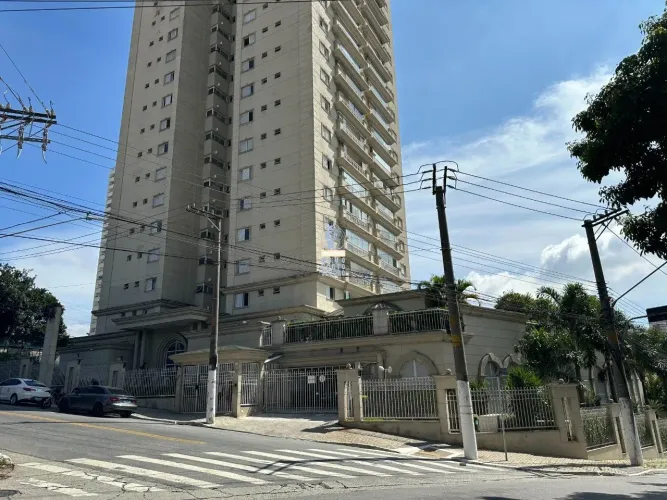Apartamento para locação possui 100 metros quadrados com 3 quartos em Mooca - São Paulo -