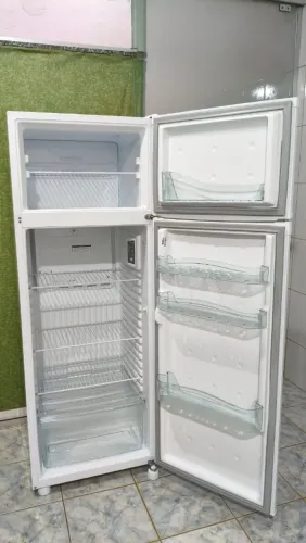 Geladeira Consul Cycle Defrost 332L. Duplex.