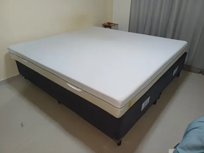 Cama Box King Size Completa (Suporte Box + Colchão Emma Duo King) - Excelente Estado