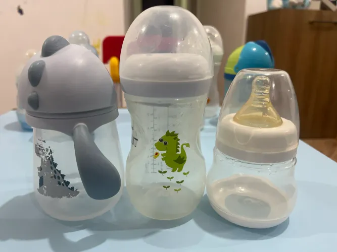 Kit mamadeiras + copo infantil - 3 itens