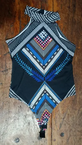 Body feminino estampado tamanho M