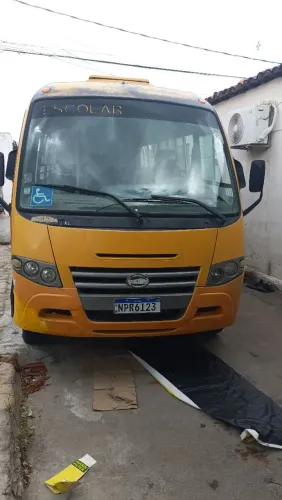 Vendo micro ônibus Mercedes 31 lugares 