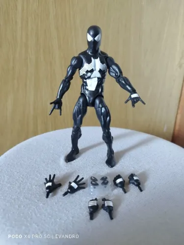 Boneco homem-aranha