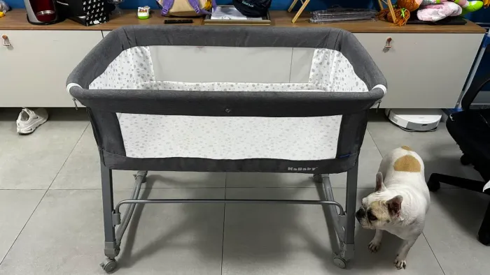 Berço Portátil Bebê com Rodinha e Mosqueteiro Muito Novo