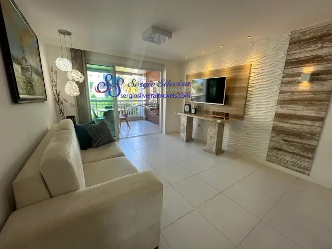 Apartamento nascente e mobiliado no Porto das Dunas.