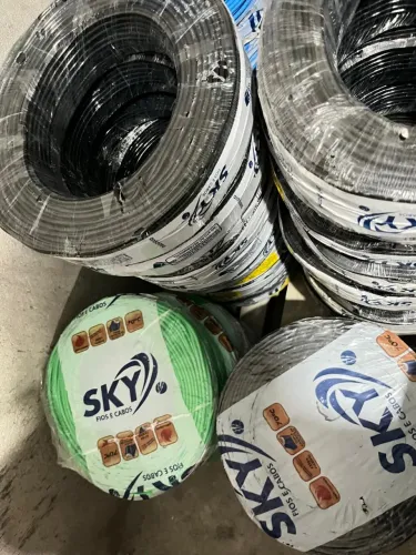 Fios primeira linha e tomadas modular