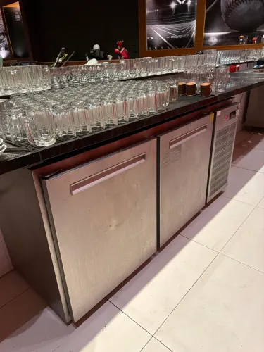Balcão para barris de chopp