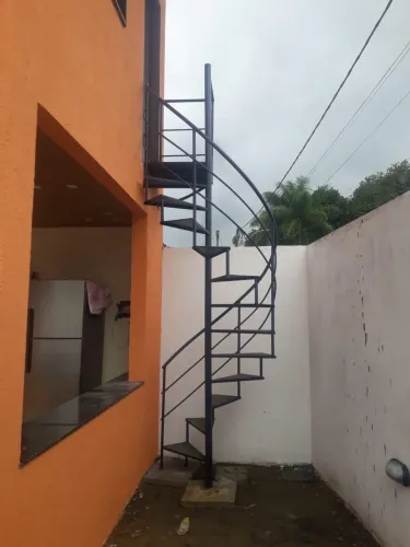 Escadas de ferro caracol e reta pronta entrega 