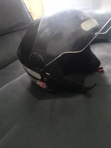 Capacete new liberty
