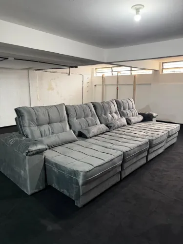 SOFÁ RETRÁTIL E RECLINÁVEL 4 LUGARES 4 MÓDULOS DE 3.70M