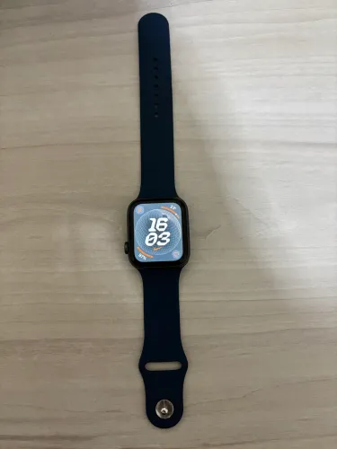 Apple Watch Series 4 44mm (GPS + Cellular)