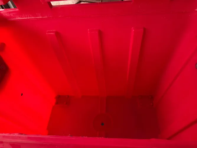 Container / lixeira de 700 litros , 3 unidades , o preço é unitário