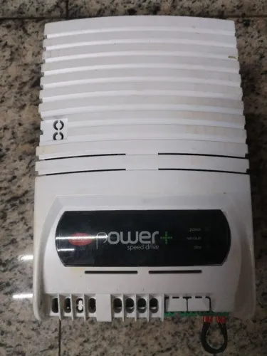 INVERSOR DE FREQUÊNCIA CAREL POWER+ SPEED DRIVE - MODELO PSD1016200