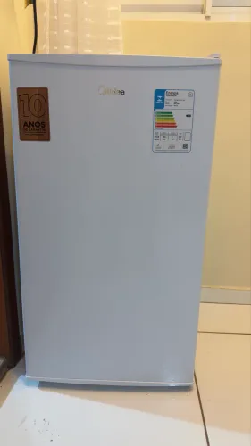 Frigobar Midea 