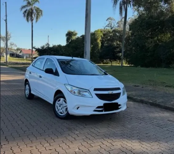 Chevrolet Onix Hatch LT 1.4 8V Flex Power Mec. 4P 2016
