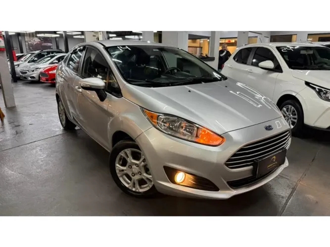 Ford Fiesta Sedan SE 1.6 16V Flex 4P 2014