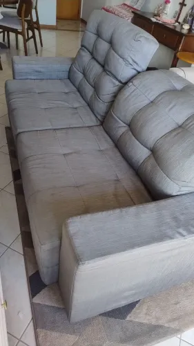 Sofá retrátil de 4 lugares