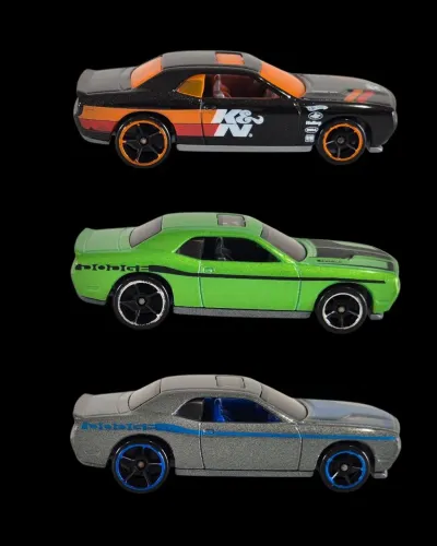 03 Hot Wheels 08 Dodge Challenger Str8 Loose