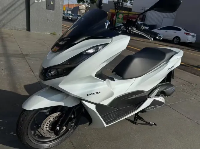 Honda PCX 160 ABS (2024)