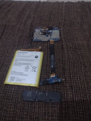 Bateria placa conector alto falante g9play 64 gb