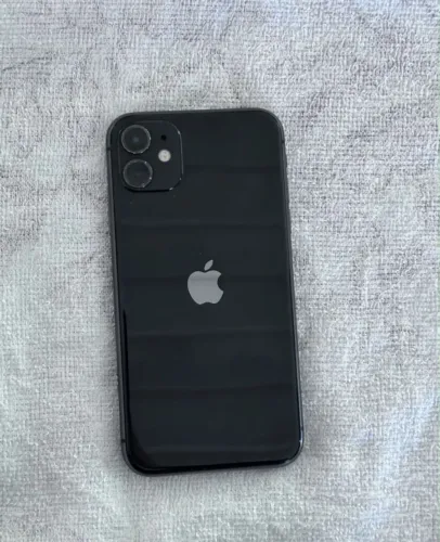 iPhone 11 - 64GB