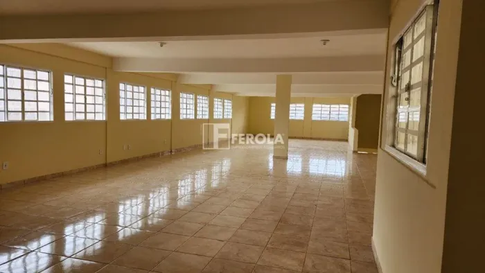 ADE CONJUNTO 2 - EXCELENTE PONTO COMERCIAL.