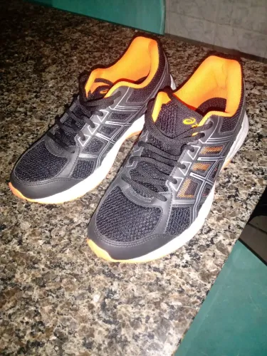 Tênis asics 41