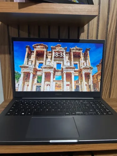 notebook samsung intel core i3 11ª geração | ssd 1tb | excelente estado
