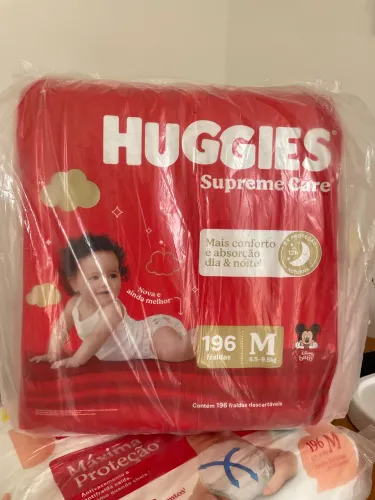 Huggies supreme care (fita) Tamanho M -196 fraldas 