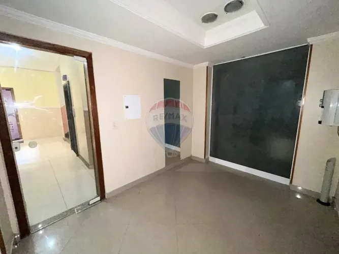 Sala Comercial 32m² no Calçadão de Nilópolis - Ponto Estratégico