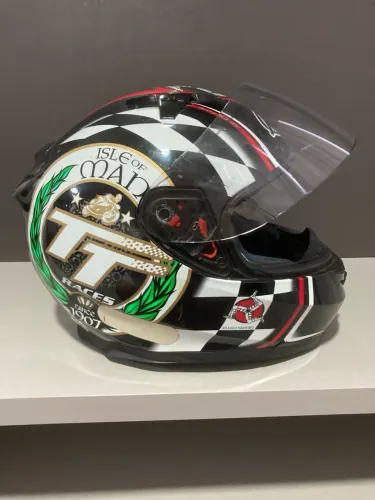 Capacete MT