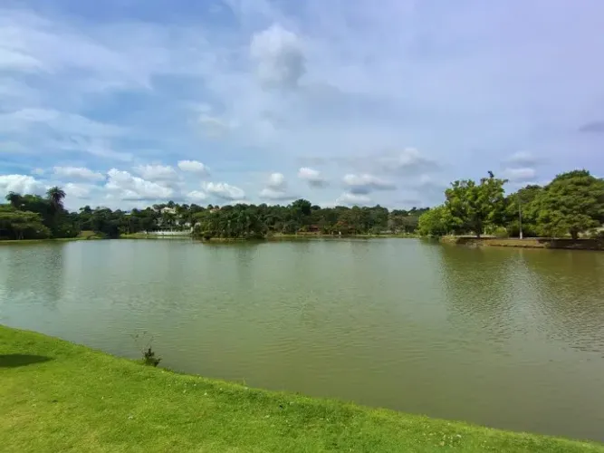 Vendo Terreno para Sítio/Chácara no Condomínio Vale do Ouro